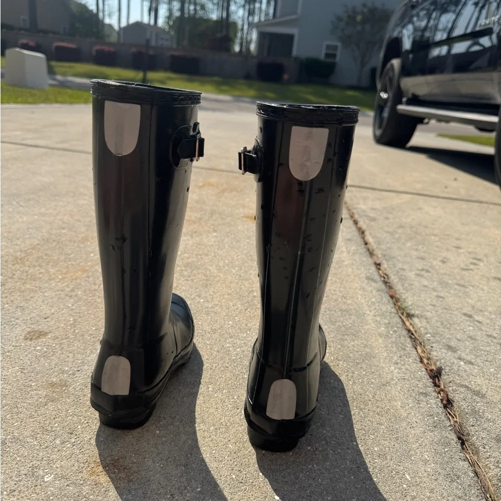 Hunter Black Rain Boots - Picture 3 of 5